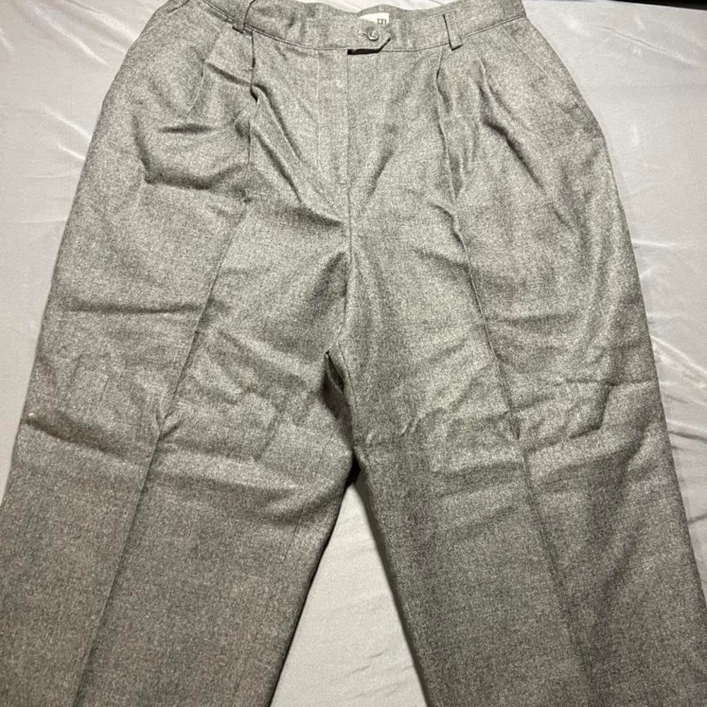 Jennifer Moore Womens Size 16 Gray 100% Wool Pleated Dress Pants Trousers Lined